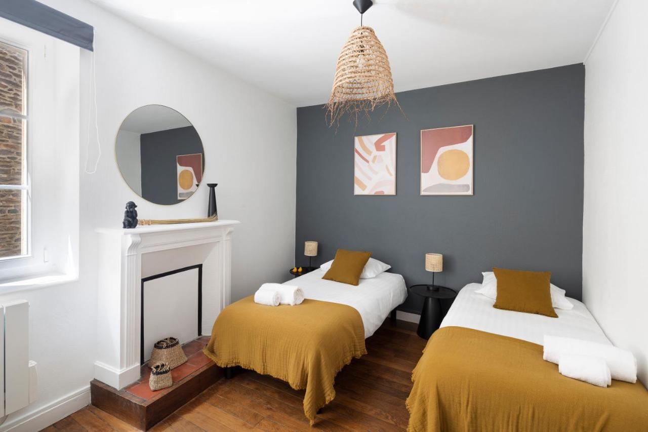 Le Carre Sainte-Anne - Appt En Plein Centre Historique Apartment Rennes Bagian luar foto